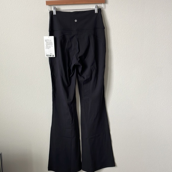 NWT Black Lululemon Groove Pant Flare Super High-Rise *Nulu Size 4 - Picture 3 of 13
